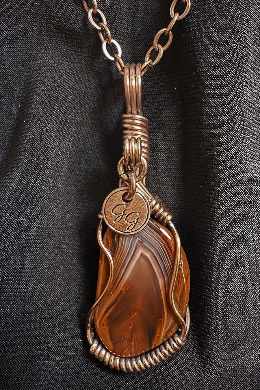 Gemmy Red Little Shadow Agate Pendant III