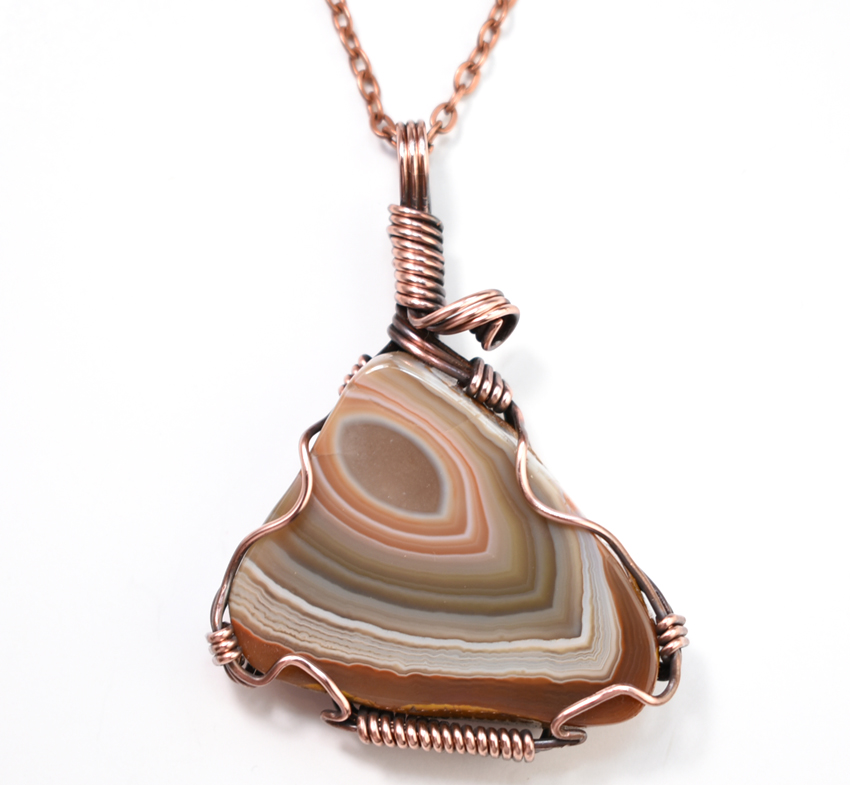Attractive Bold Banded Agate Pendant